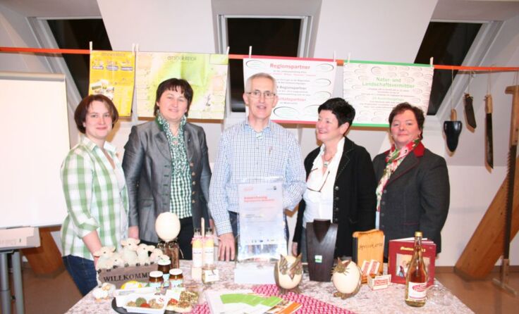 Isabella Enner, Andrea Halmer, Franz Höbarth, Christa Hueber und Anna Wurzenberger (v. l.)