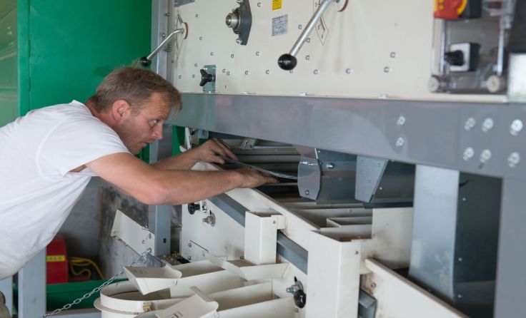 Mit Akribie überwacht Günther Rabeder die Produktion. Foto: farmgoodies.net