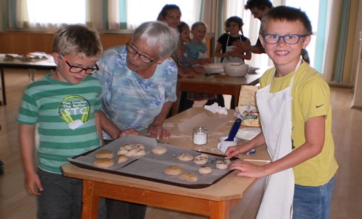 Die Kinder konnten bei „Ferien aktiv“ ihr Talent im Backen unter Beweis stellen