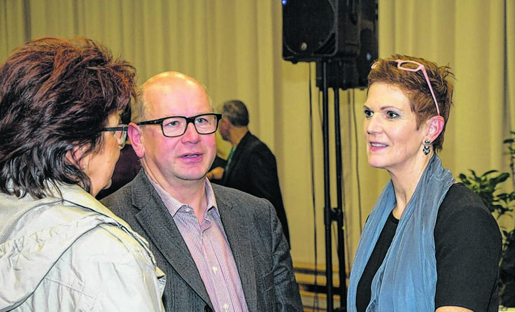  Bürgermeister Johann Plakolm und die Obfrau des Chors Ingrid Lackner Foto: Peter Scheiblhofer