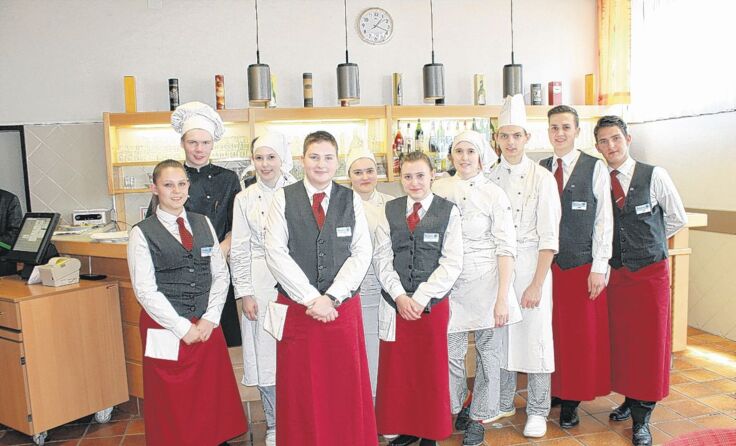 Die Schüler nach der bestandenen Prüfung. Foto: Hamedinger