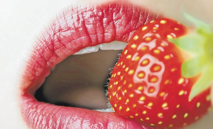 Die Erdbeere – Symbol für Liebe und prickelnde Erotik. Foto: Wodicka