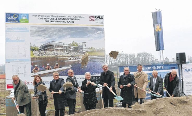 Der Spatenstich zum Bundesleistungszentrum für Rudern und Kanu. Foto: Hans Feitzinger