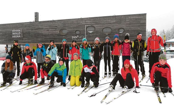 Die sportlichen Schüler genossen die Langlauftage. Foto: Günter Forst