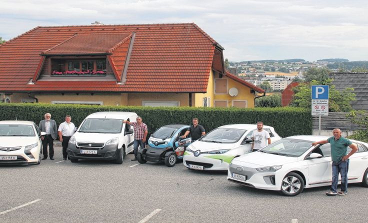 Die E-Fahrzeuge der Gemeinde Engerwitzdorf. Foto: Gemeinde 