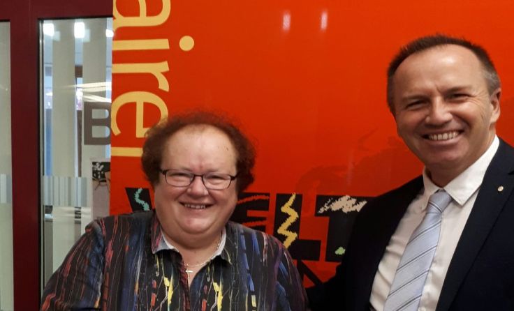 Günter Pröller am Verkaufsstand. Foto: Pröller