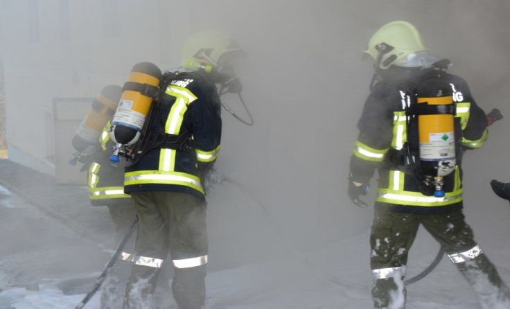 Die Feuerwehr konnte den Brand unter Kontrolle bringen. Foto: Thomas Traxler