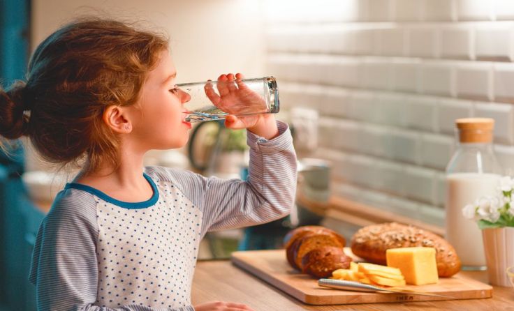 Sauberes Trinkwasser ist lebensnotwendig. Symbolfoto: Evgeny Atamanenko/shutterstock.com