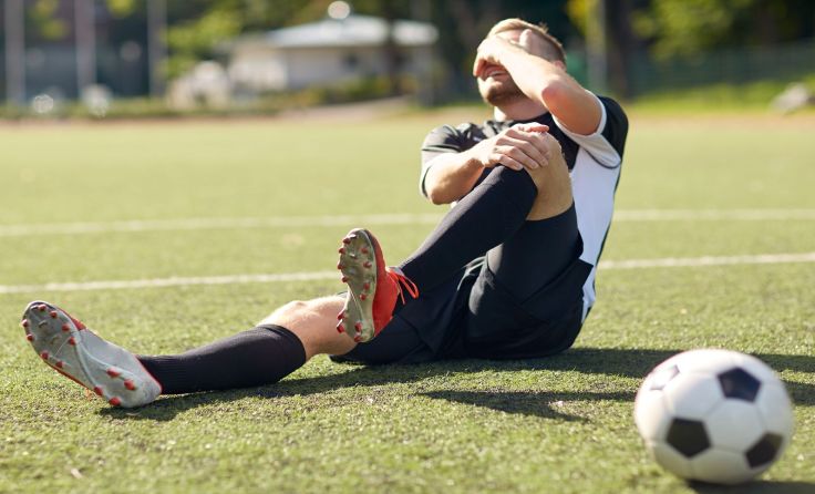 Fußball ist ein hochriskanter Sport. Foto: Syda Productions/shutterstock.com