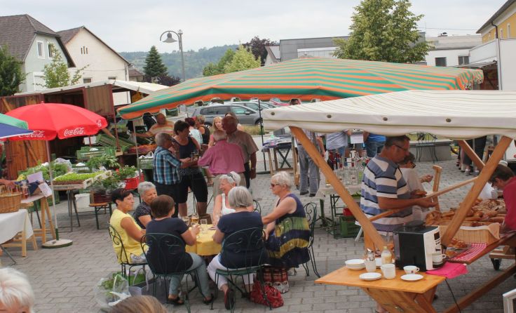 Bald geht es in Feldkirchen mit dem Wochenmarkt los. Foto: Gemeinde