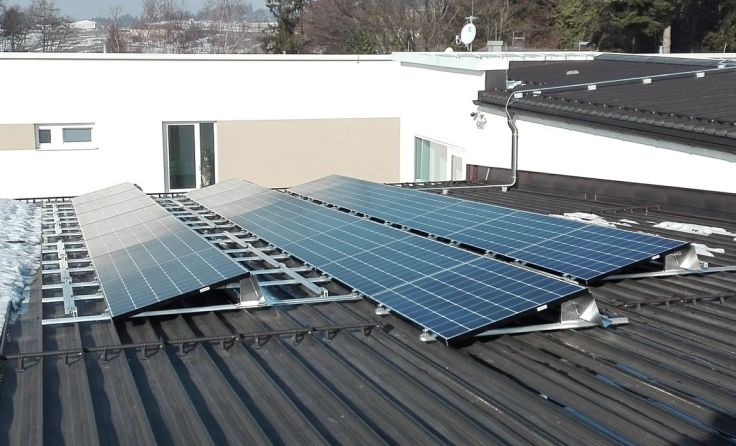 Die Photovoltaikanlage am Seelsorgezentrum Lichtenberg. Foto: Seelsorgezentrum Lichtenberg