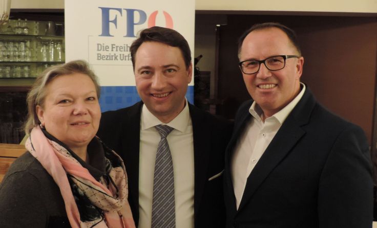 Anneliese Kitzmüller, Manfred Haimbuchner und Günter Pröller Foto: FPÖ