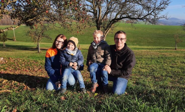 Die Familie Erlinger aus St. Gotthard lebt vom Kräuteranbau. (Foto: Erlinger Biokräuter)