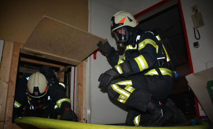 Der Parcours forderte die Feuerwehkameraden. (Foto: Denkmayr)