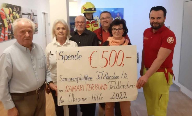 Die Übergabe der Spende an den Samariterbund. (Foto: Wurzinger)