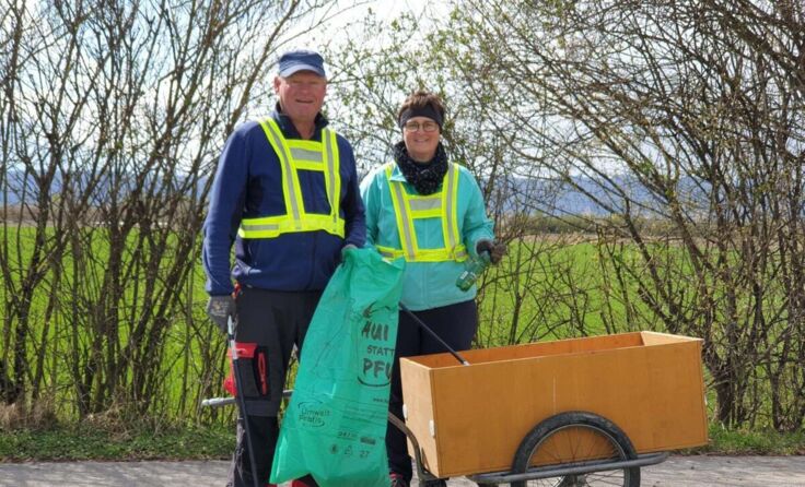 Die freiwilligen Helfer säuberten das Gemeindegebiet von Feldkirchen. (Foto: privat)