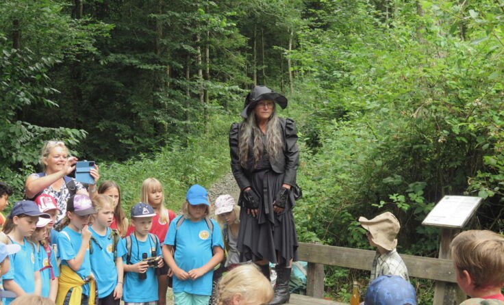 Die Kinder lauschten den Geschichten. (Foto: EV Feldkirchen)