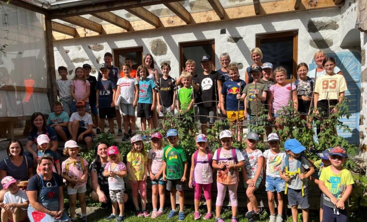 Rund 40 Kinder erkundeten den Bauernhof. (Foto: privat)