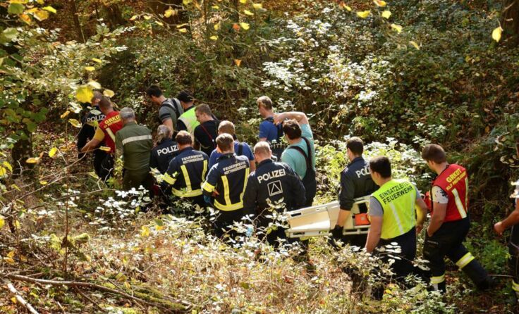 Mit vereinten Kräften wurde die vermisste Person gefunden. (Foto: Martin Bretterbauer)