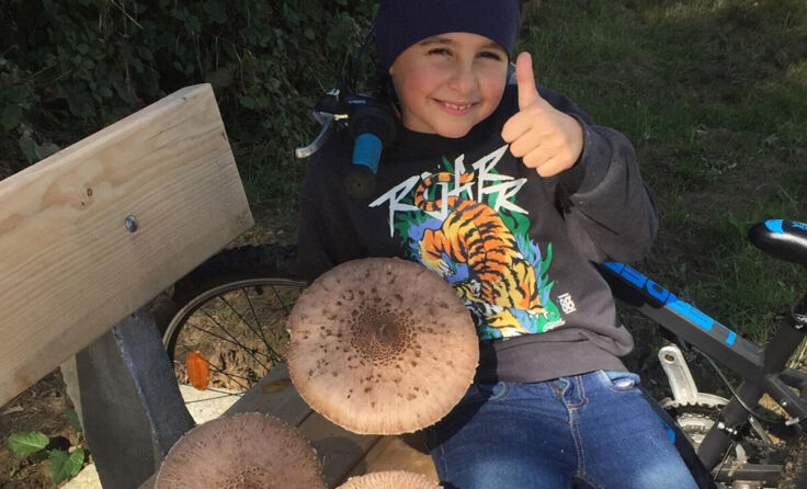 Timo Huber mit seinem Fund. (Foto: Huber)