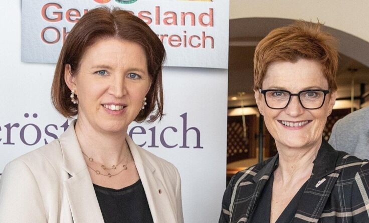 Michaela Langer-Weninger und Margit Steinmetz-Tomala (Foto: Land OÖ)