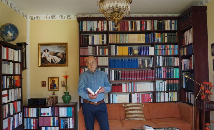 Hans Zauner in seinem Bücherzimmer. (Foto: privat)