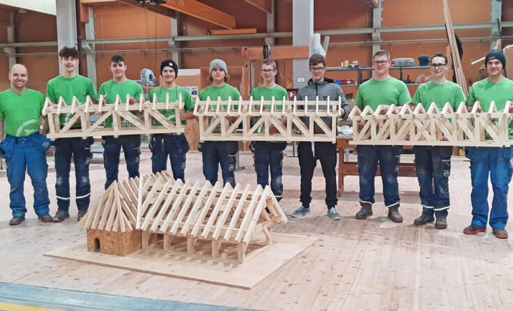 Stolz wird die gedeckte Brücke präsentiert. (Foto: m-haus)
