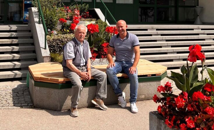 Erich Wurzinger und Bürgermeister David Allerstorfer. (Foto: Gemeinde)