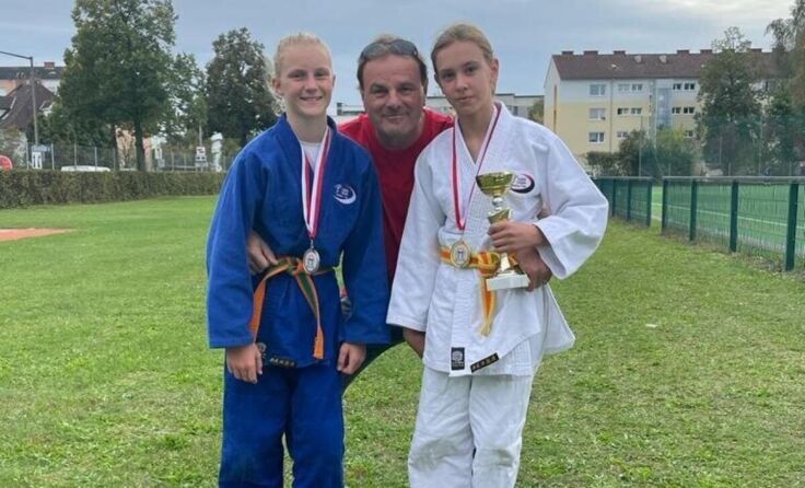 Olivia Schatzl, Gerhard Öhlinger und Lisa Kern (Foto: Verein)
