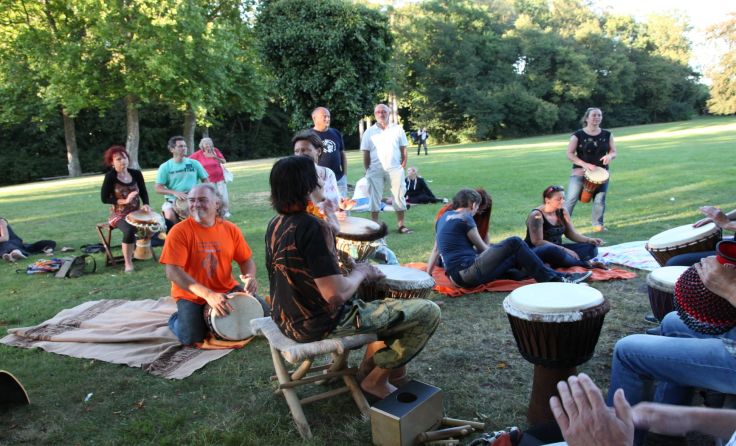 Trommeln im Schlosspark Enns