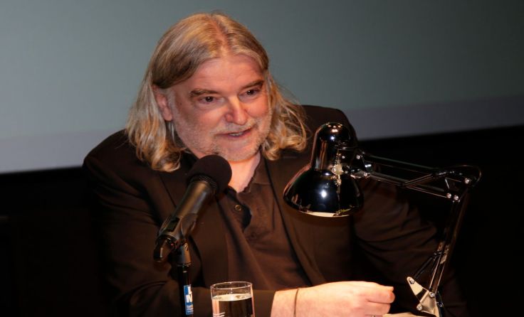 Ö1-Stimme Heinz Janisch las bei der Eröffnung von Kijubu. Foto: Museum Niederösterreich