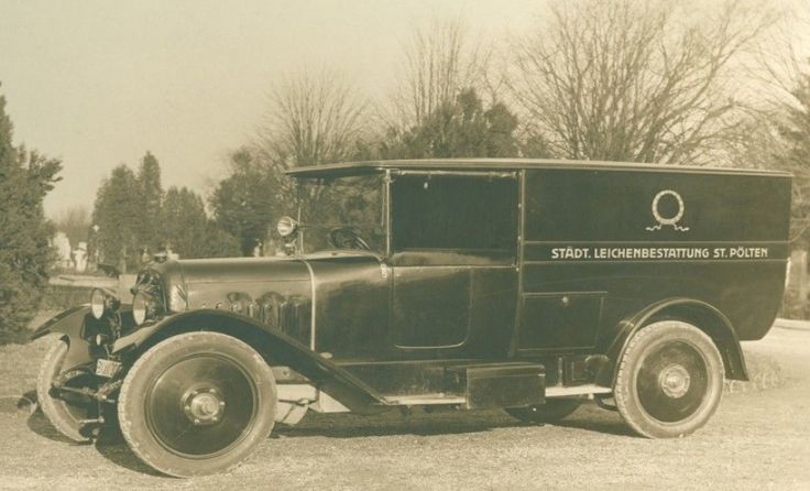 Leichenwagen St. Pölten Foto: Theo Füchsel, 1927