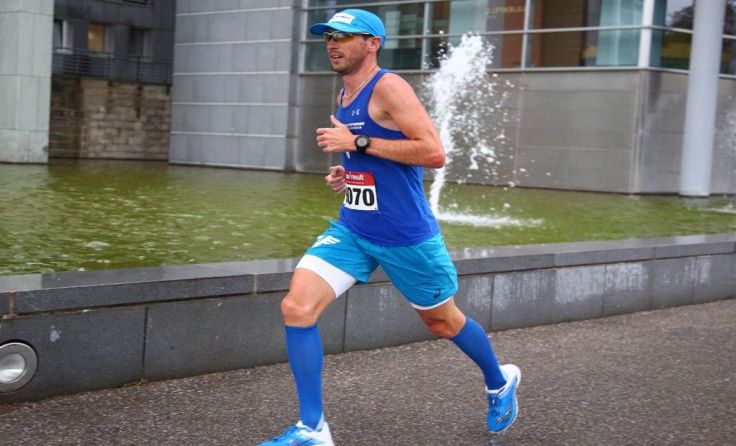 Mario Sturmlechner lief nach 33:45 mit drei Minuten Vorsprung auf den Zweiten durchs Ziel. 