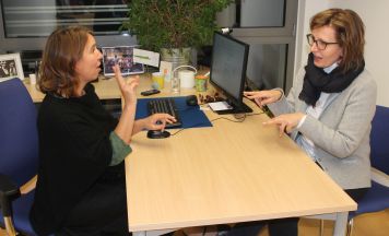 Expertin des Gehörlosenverbands NÖ gibt Einblicke in die Welt der Gehörlosen und Schwerhörigen