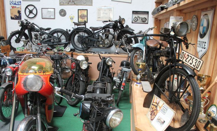 200 Fahrzeuge sind im Museum des Oldtimervereins Blindenmarkt ausgestellt. Fotos: Thomas Lettner