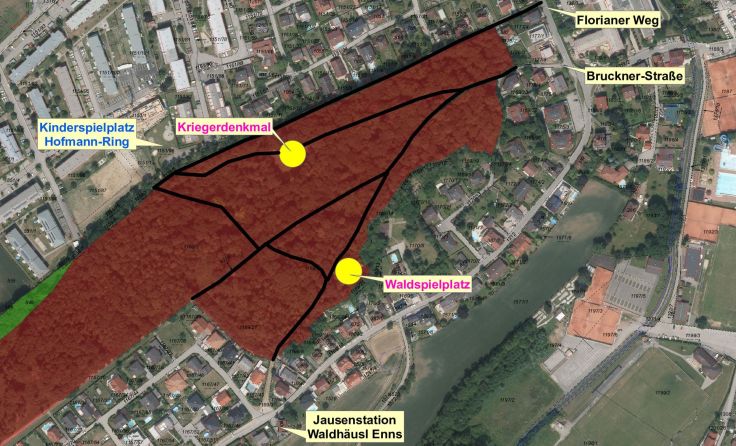 Die frei begehbaren Wege sind schwarz eingezeichnet. Grafik: Stadtamt Enns