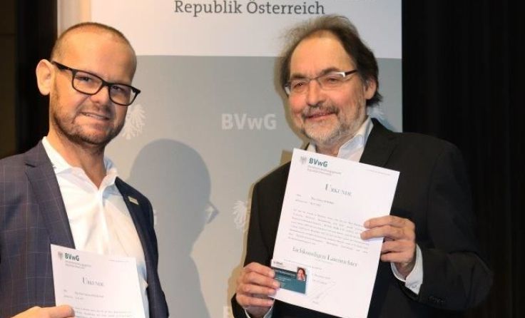 Obmann Jürgen Ephraim Holzinger (l.) und Chefjurist Günter Schmid Foto: Verein ChronischKrank