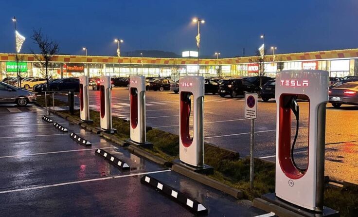 Die neuen Supercharger für Tesla-Fahrer. (Foto: Frunpark)