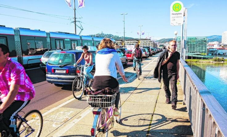 Mit dem Rad zur Arbeit - spart Sprit und ist gesund. Foto: Wodicka