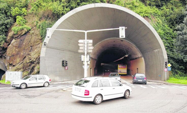 Der Verkehr untertags ist von den Sperren nicht betroffen. Foto: Weihbold