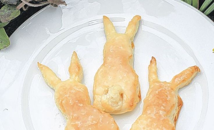 Dekorativ und lecker: Blätterteighäschen