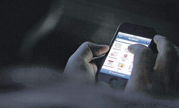 Burschen tendieren zu Rollenspielen, Mädchen eher zu Social Media. Foto: Weihbold