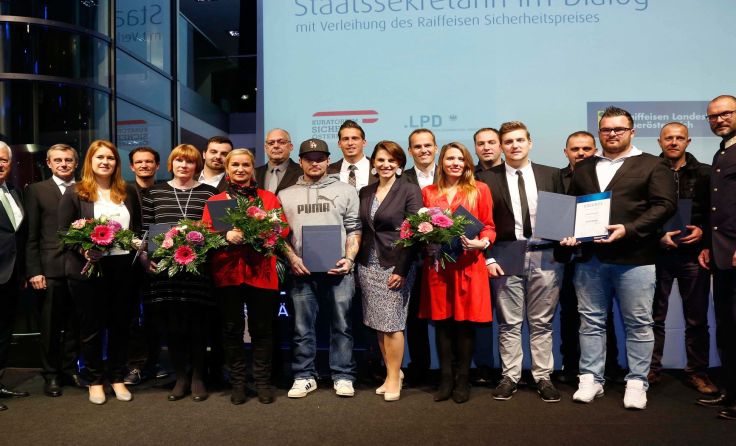 Bei der Verleihung des Sicherheitspreises Foto: RLB OÖ/Strobl