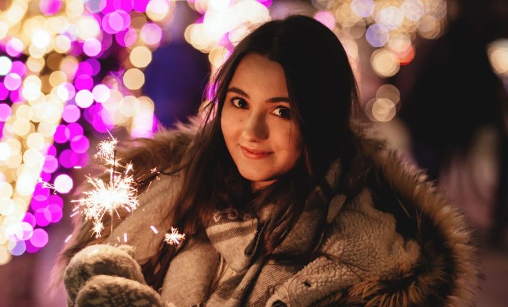 Spritzkerzen sind eine gehörschonende Alternative zu Silvester. Foto: pexels.com