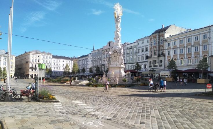 Der autofreie Hauptplatz am ersten Tag der Aktion (Foto: AUTOFREItag für Klima und Gerechtigkeit)