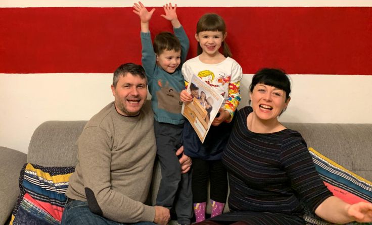 Ellena (5) und ihre Familie freuen sich über den gewonnenen Familienurlaub (Foto: privat)