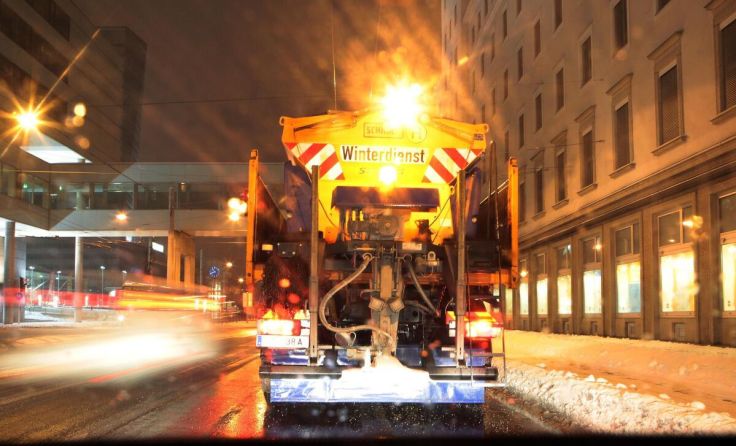 Der Linzer Winterdienst ist schon früh im Einsatz. (Foto: Weihbold)