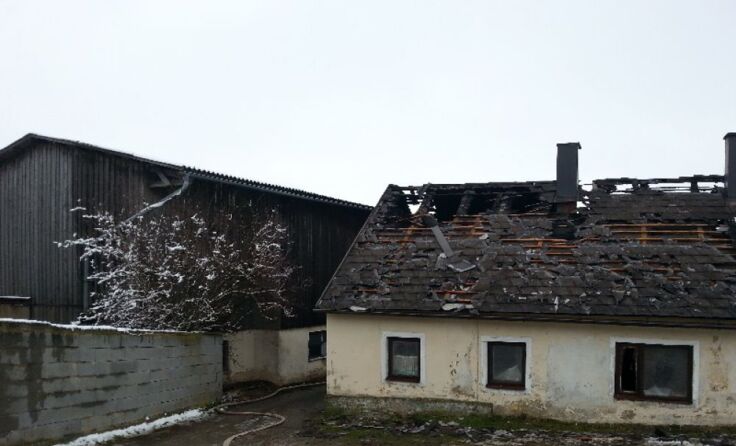 Nach den Löscharbeiten wurde das Ausmaß der Katastrophe ersichtlich. **Fotos: FF Kirchschlag