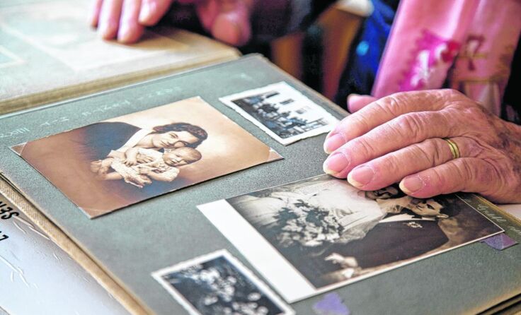 Zeitzeugen erzählen ihre Lebensgeschichte. *Foto: Wolfgang Kunerth/NÖ Landesarchiv