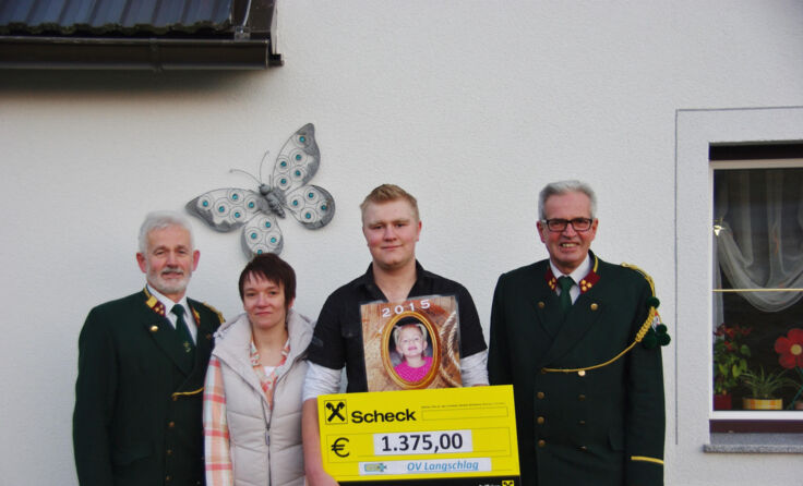 V.l.: Obmann Gerhard Kernstock, Kassier-Stv. Barbara Poiss, Bruder Marc Haider, Friedrich Holy.